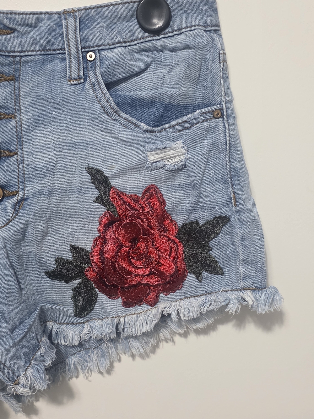 NOBO Light Blue Denim Shorts with Red Rose Appliqué - Picture 2 of 9